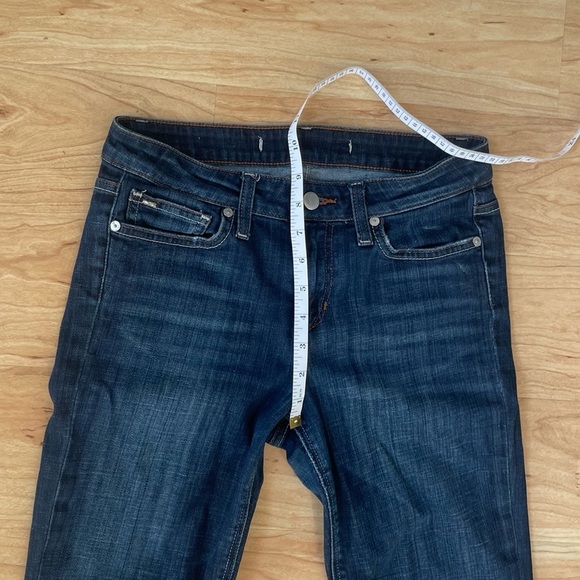 Joe’s Iconic Low Rise Muse Cut Jeans in Wash Ryder    Size 26 - Picture 5 of 9